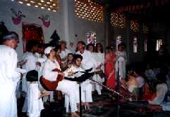 1999410inndo2.jpg (7745 oCg)