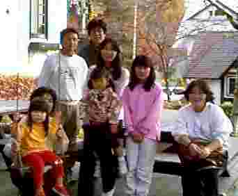 1997.11.15soto.jpg (6976 バイト)