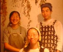 1998114staff.jpg (8173 バイト)