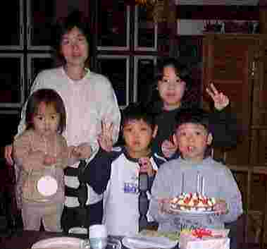 1999121jinntanjyoubi.jpg (7291 バイト)